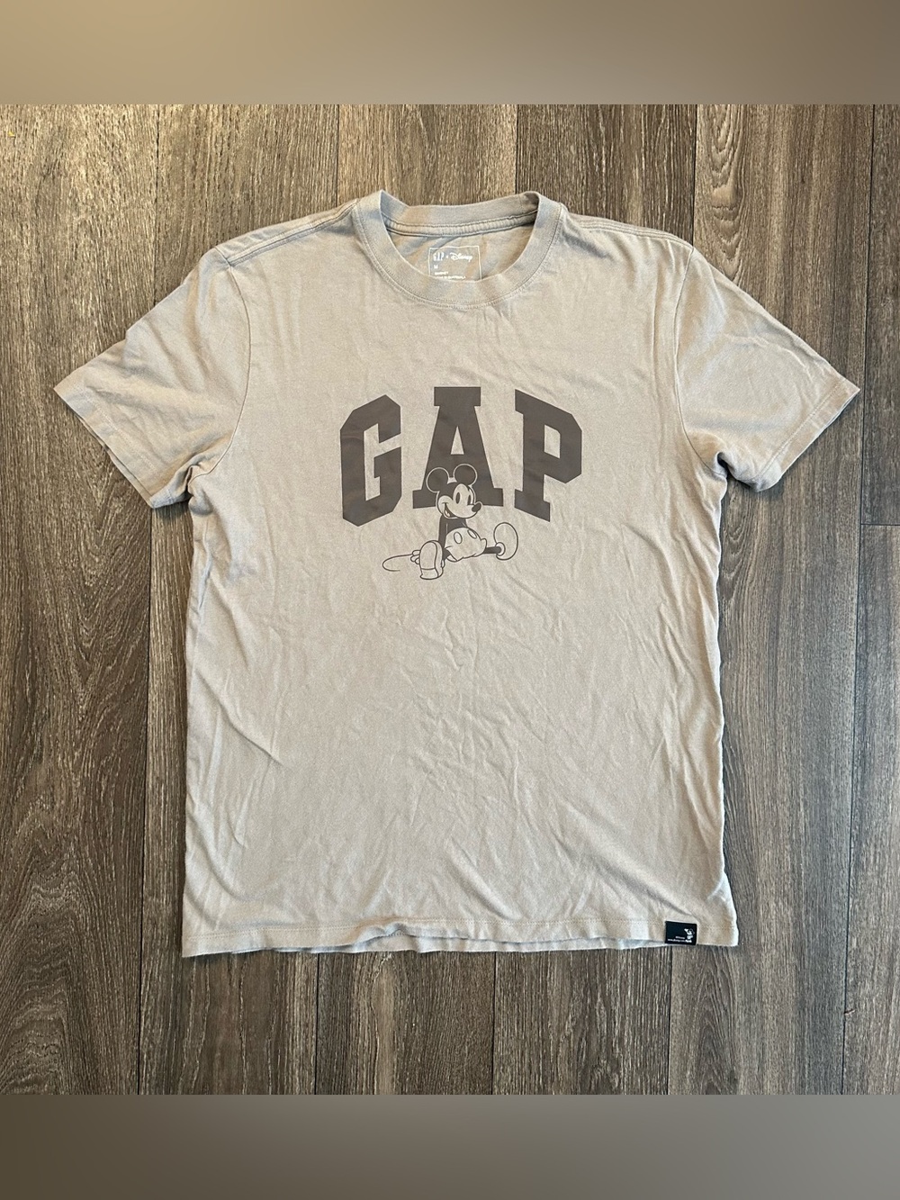 GAP x Disney Mickey Mouse Logo T Shirt M Beige Brown Graphic Tee
